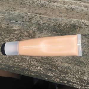 Milk Makeup Makeup - Milk Blur Foundation 3/4 full USED LIGHT Milk Makeup Makeup - Milk Blur Foundation 3/4 full USED LIGHT